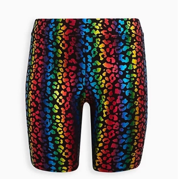 Torrid rainbow leopard bike shorts. Torrid ssize 3X. - Picture 4 of 5